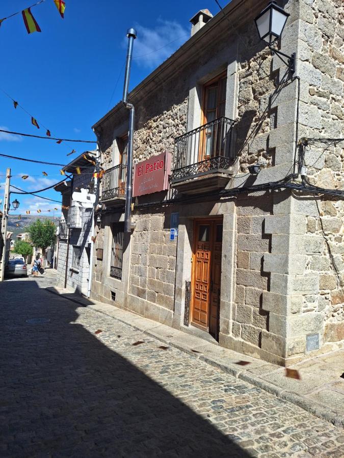 Hostal El Patio Restaurante San Bartolomé de Pinares Exteriér fotografie
