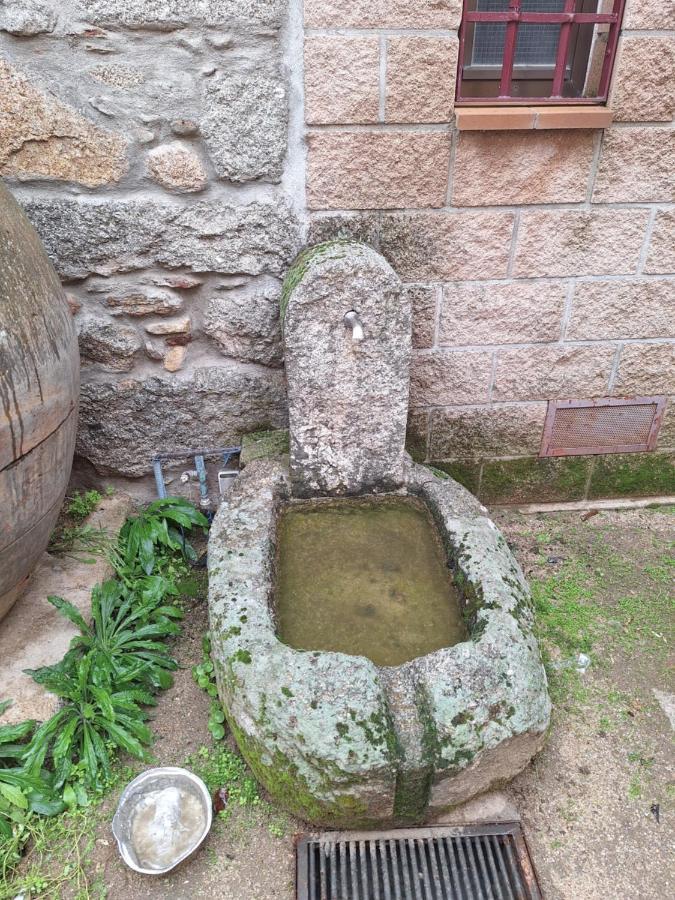 Hostal El Patio Restaurante San Bartolomé de Pinares Exteriér fotografie